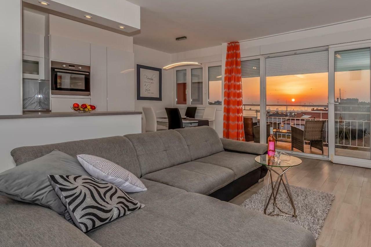 L'Aurora Luxury Apartment Zara Esterno foto