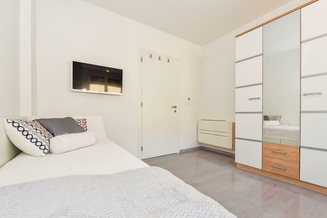 L'Aurora Luxury Apartment Zara Esterno foto